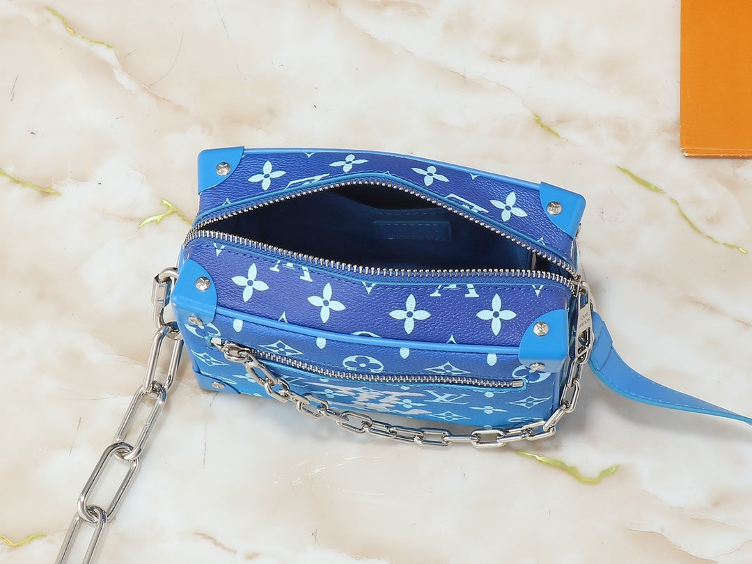 Soft Trunk Crossbody (Pre-Order)
