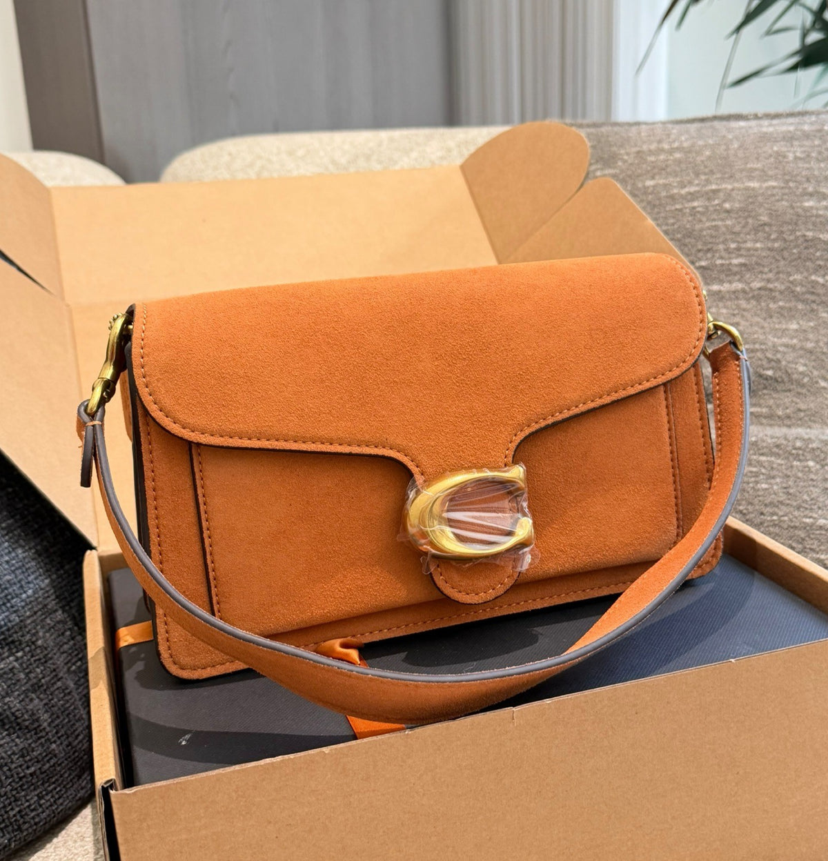 Tabby Shoulder Bag