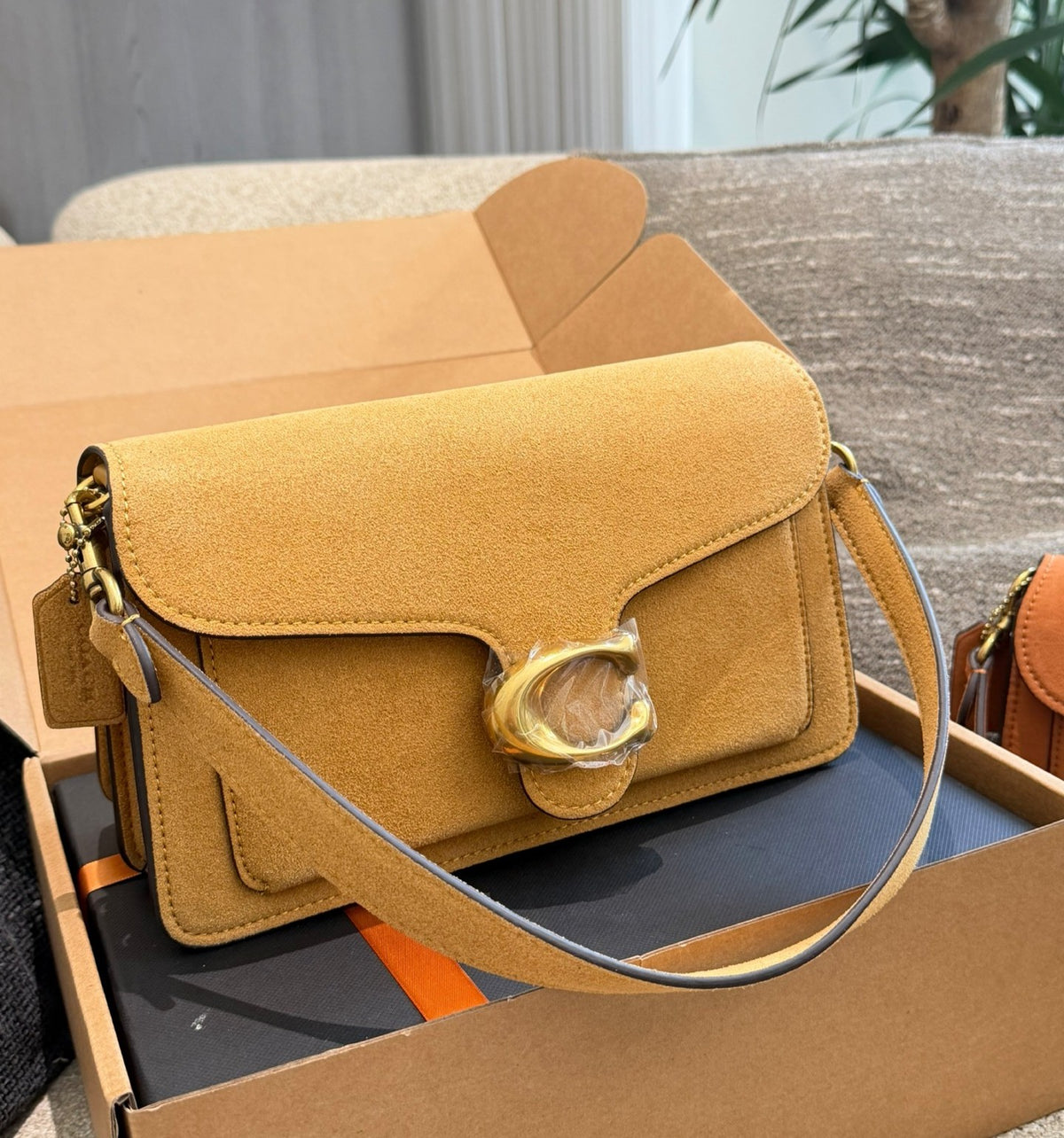 Tabby Shoulder Bag