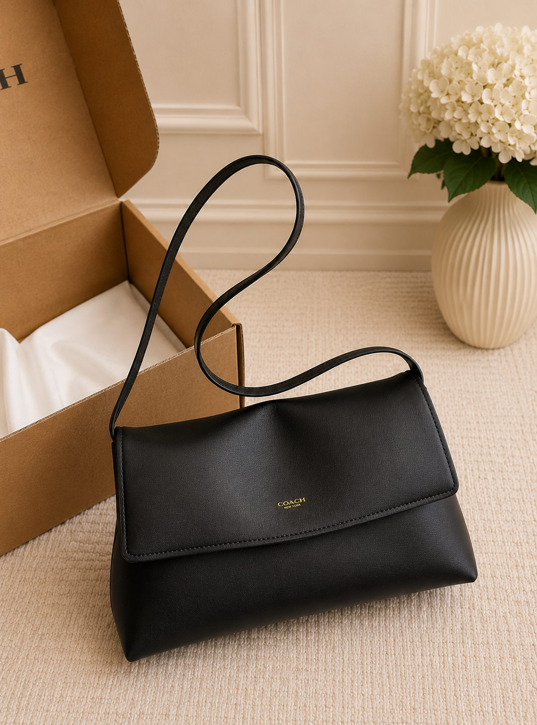 CC Shoulder Bag (Pre-Order)